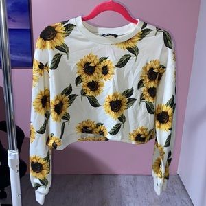 Shein cropped sunflower 🌻 sweater